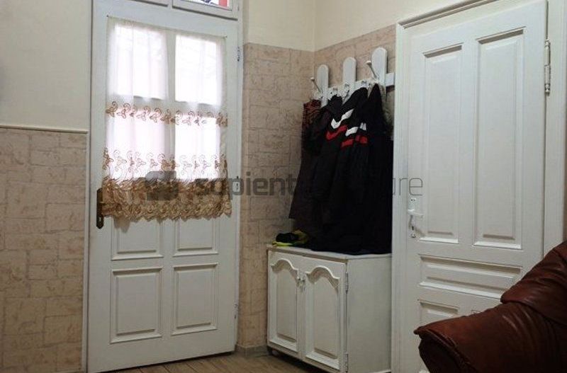 Casa cu 3 cam.in zona ultracentrala - Poză 2