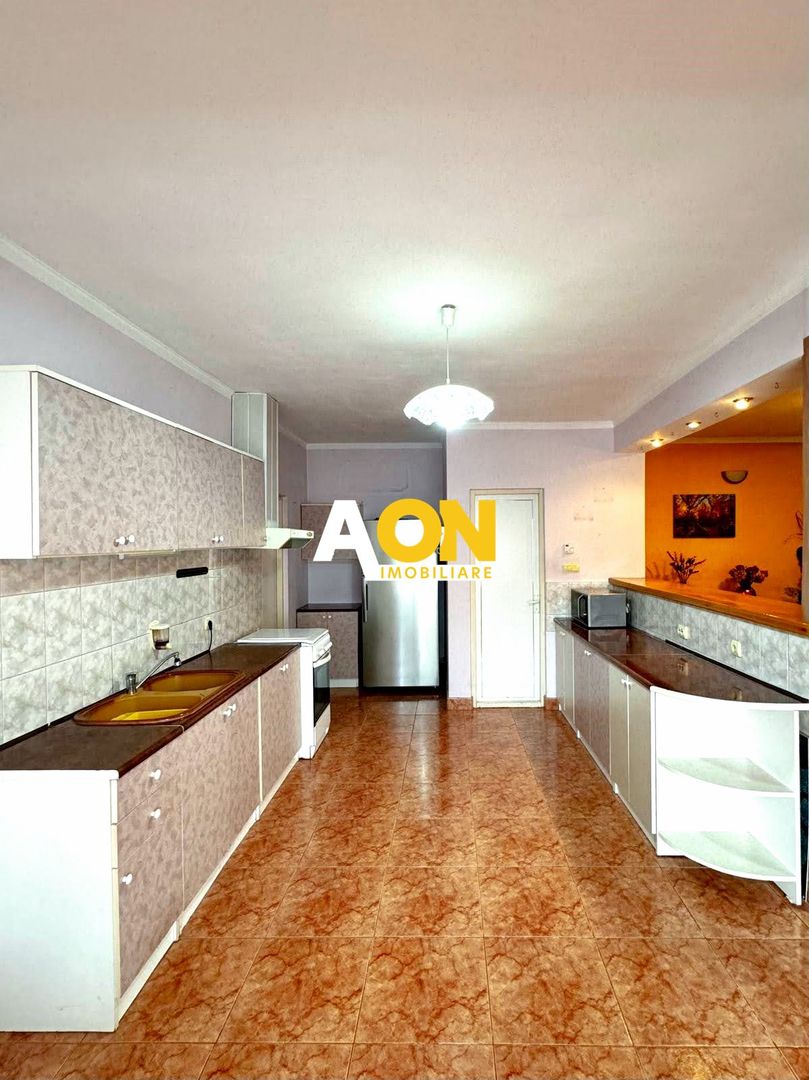 Casa P+1, 912 mp teren, 5 camere, strada asfaltata, zona Lipoveni - Poză 7