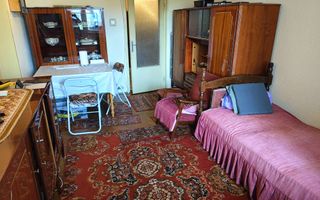 Apartament 3 camere,decomandat,2 balcoane,et. 4,Bdul Decebal - Poză 2