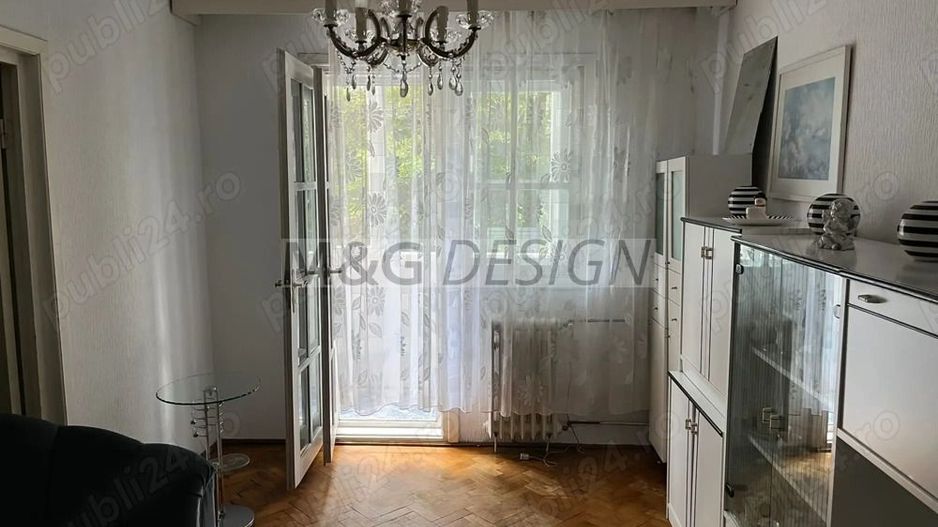 Apartament 3 camere  Dacia etaj 2 - Poză 1