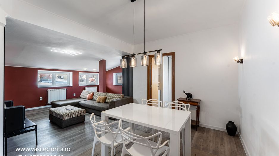 Apartament 3 camere str.Popa Nan,renovat 155000 eur - Poză 1