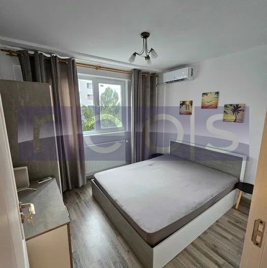 VANZARE 2 CAMERE I UTILAT I METROU I VALEA ARGESULUI - DRUMUL TABEREI - Poză 3