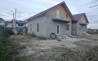 Vila noua, P+M, teren 350 mp - zona Bariera Traian - COMISION 0% - Poză 3