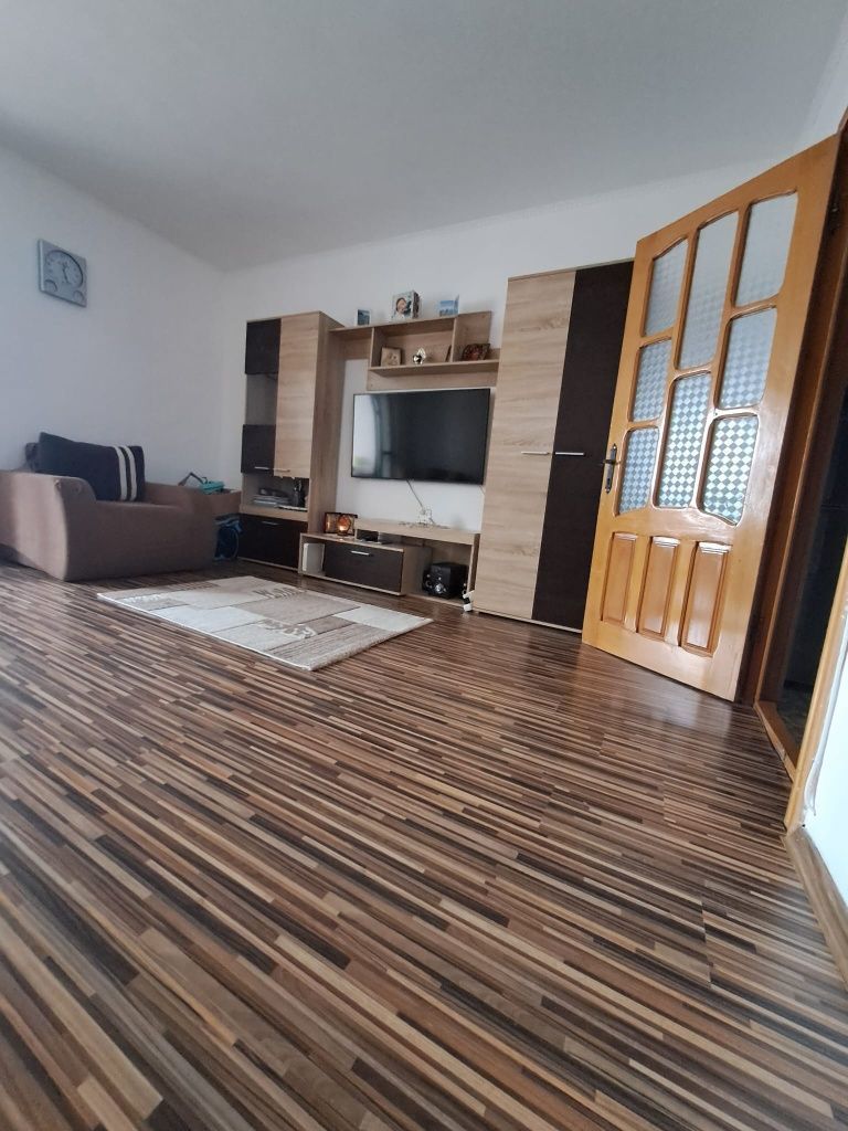 Garsonieră 34 mp | Etaj 1 | Mobilată și utilată | Zona Far – Constanța - Poză 2