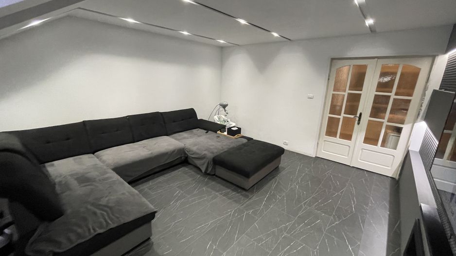 Casa S+P+E+M | 605 mp utili | 10 camere | 3 bucatarii | 4 bai | 3 terase | Garaj - Poză 8