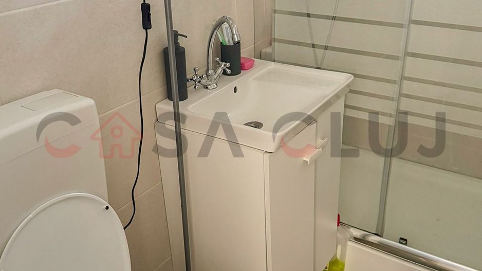 Apartament modern, 2 camere, zona Iulius Mall ! - Poză 4