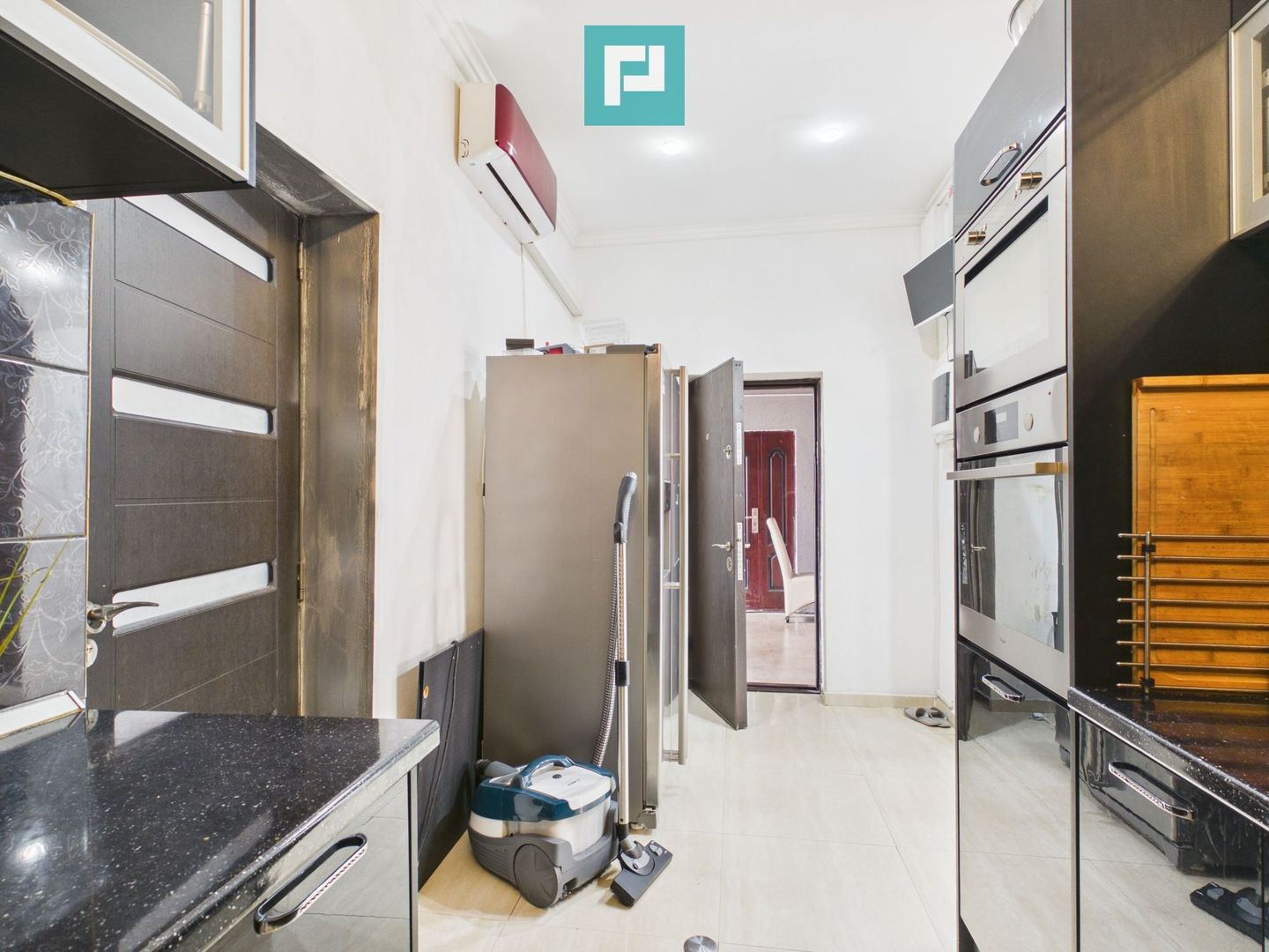 Apartament cu 4 camere – Zona Centrală - Poză 10