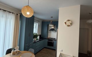 Apartament decomandat cu 3 camere, 2 terase de 10 mp, parcare și boxă. - Poză 3