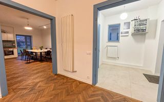 Vila impresionanta cu 12 incaperi in Andrei Muresanu - Poză 10