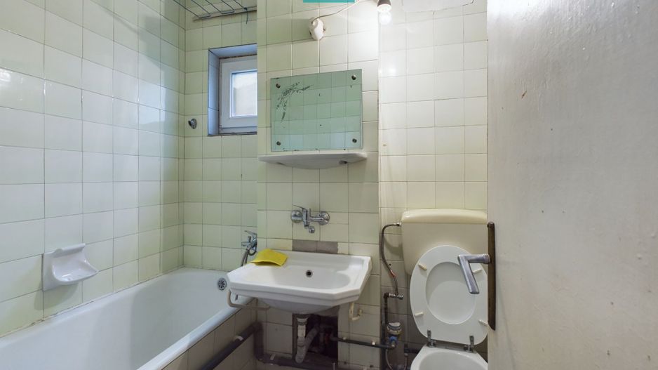 Apartament de vânzare cu 3 camere în Vlaicu - Poză 5