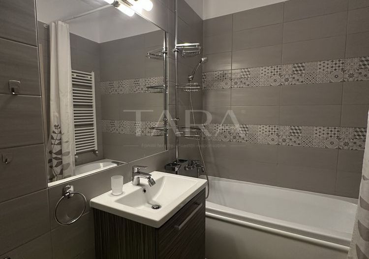 Apartament premium, renovat recent, panoramă și balcon, Bună Ziua. - Poză 7