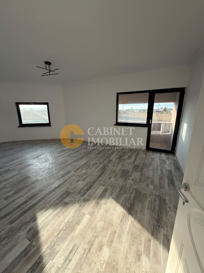 🏡 VILĂ DEOSEBITĂ 250 MP UTILI,1800 MP TEREN , TUTORA –  187.000 €! 🏡 - Poză 13