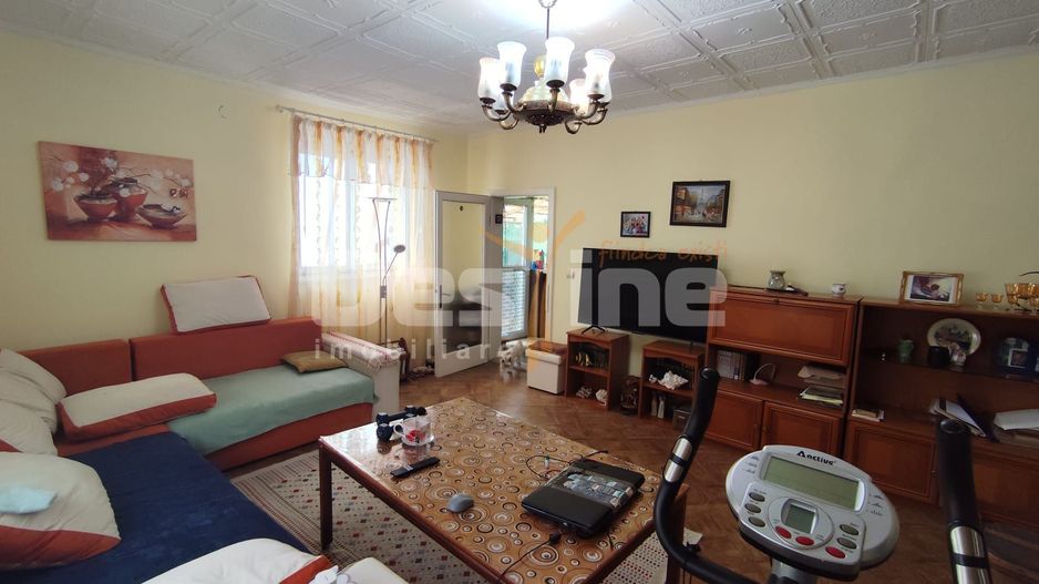Casa din Caramida + 4000 mp teren  central Drajna Ogretin! - Poză 12