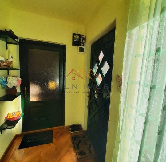 De Inchiriat, Casa de vacanta, P+M, 6 camere, Breaza, Judetul Prahova - Poză 5