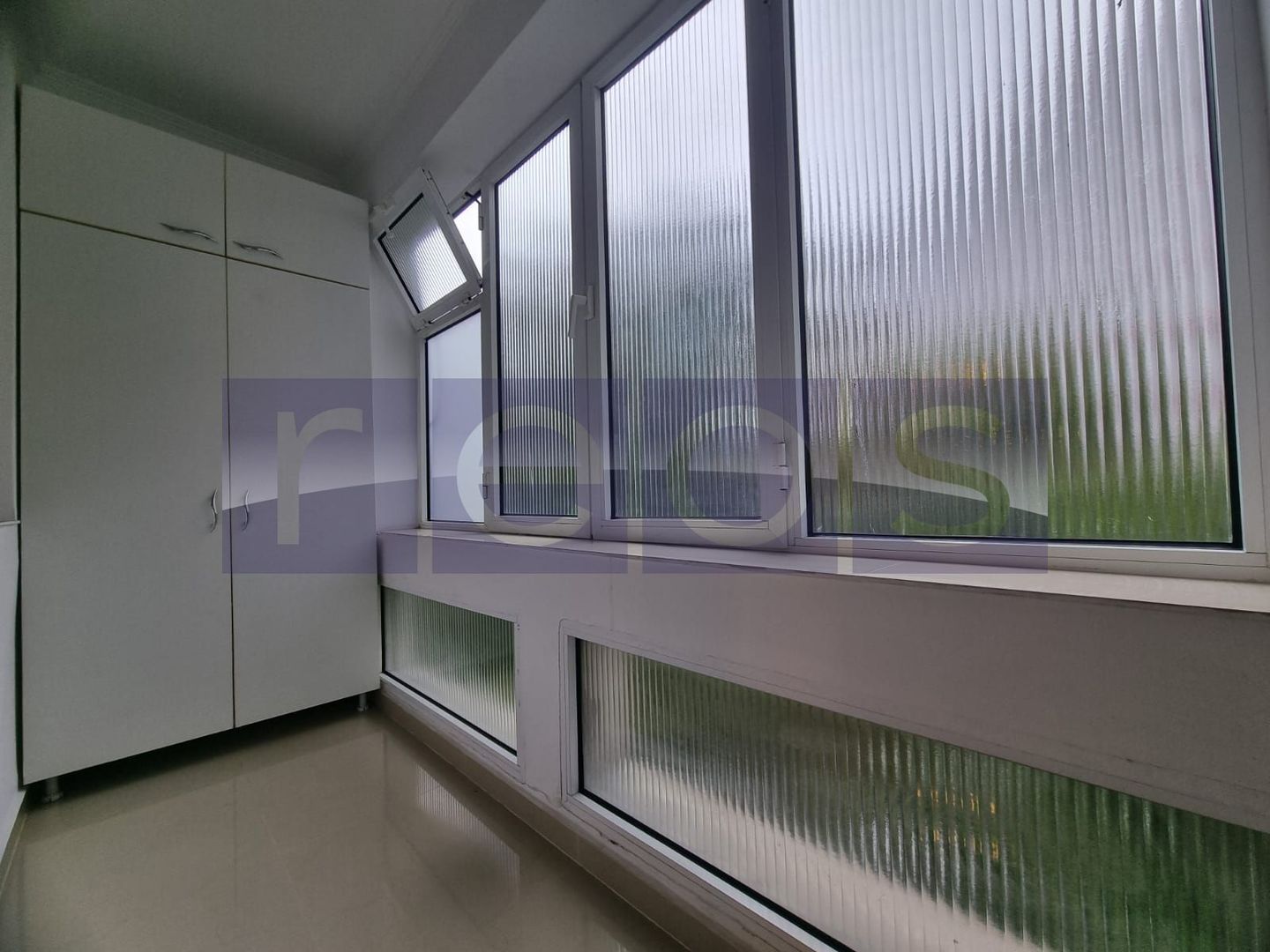 VANZARE 3 CAMEE TINERETULUI -SEMIDECOMANDAT - Poză 22