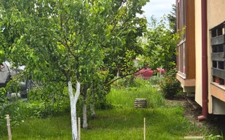 Tractoru, zonă liniștită de case, apartament spațios 3 camere cu garaj - Poză 21