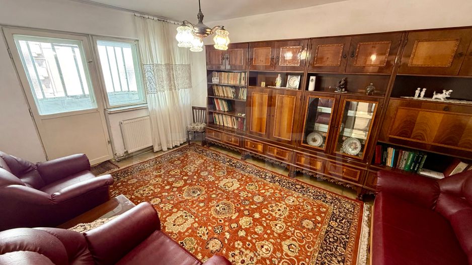 3Decomandate-2Bai-69mp-Etaj2-Centrala-AC-Apa Separata-1Mai-Ciuperca - Poză 1