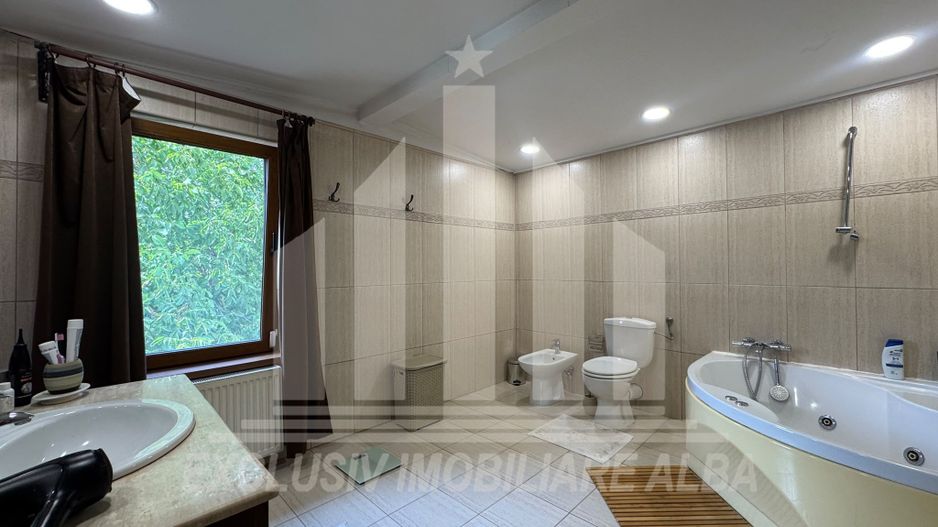 Casa individuala | Piscina | 250 mp | 1759 mp teren | Micesti - Poză 8