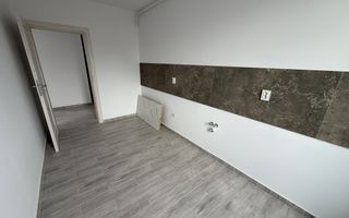 Disponibil imediat. Decomandat. TVA 21% inclus in pret - Poză 2