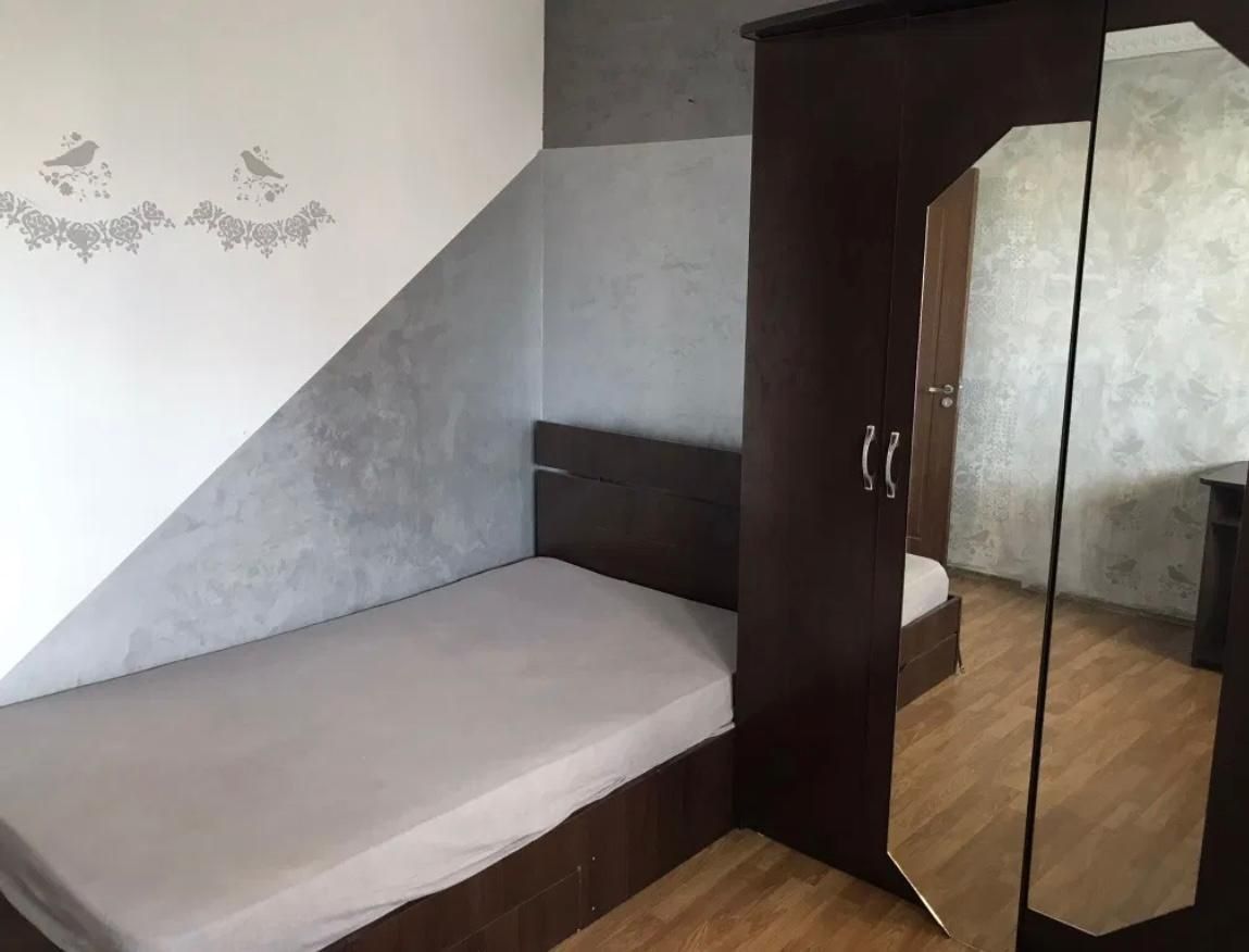 Apartament cu trei camere de inchiriat - Poză 7