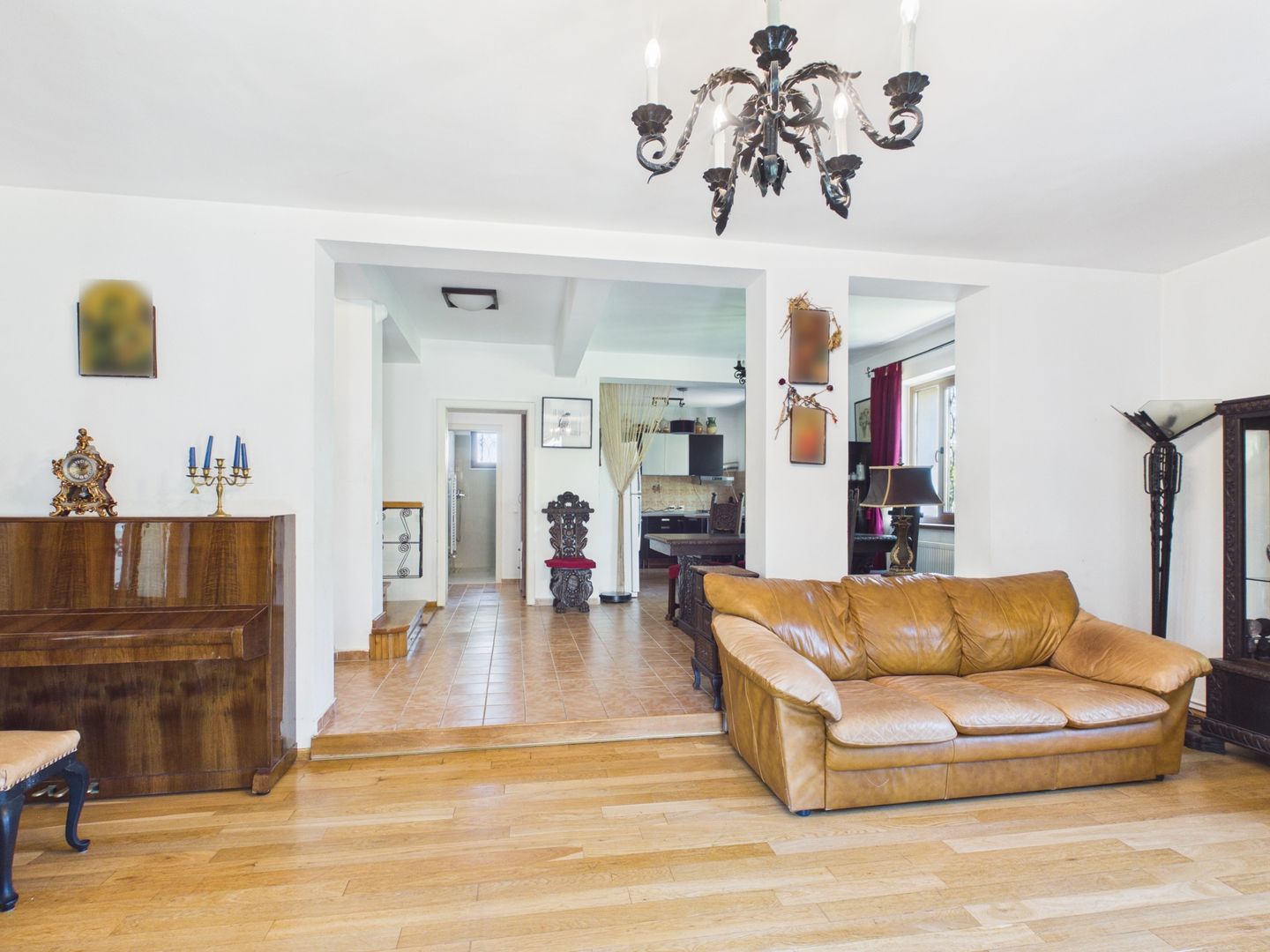 Proprietate unica, vila si 8000 mp pe malul lacului Snagov - Poză 10