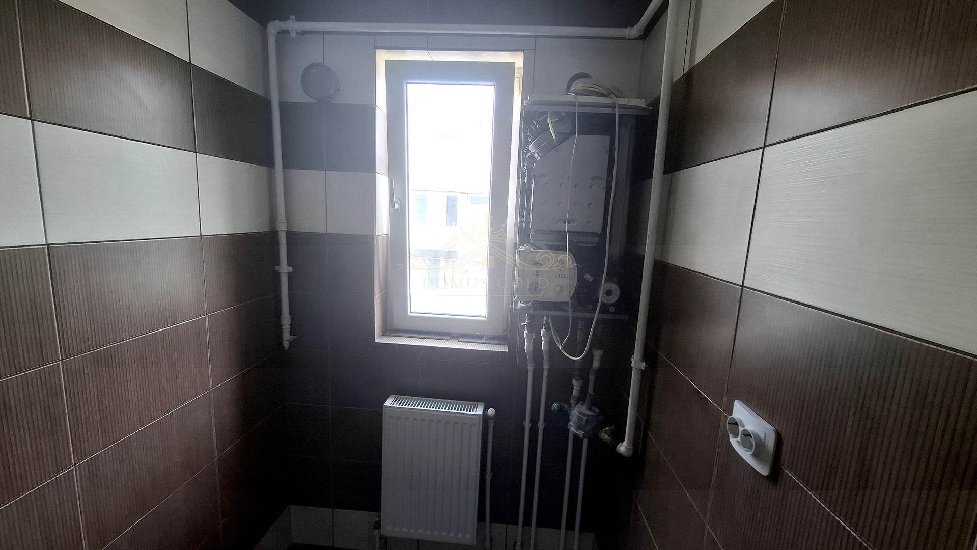 Vind urgent apartament in Turda . - Poză 18