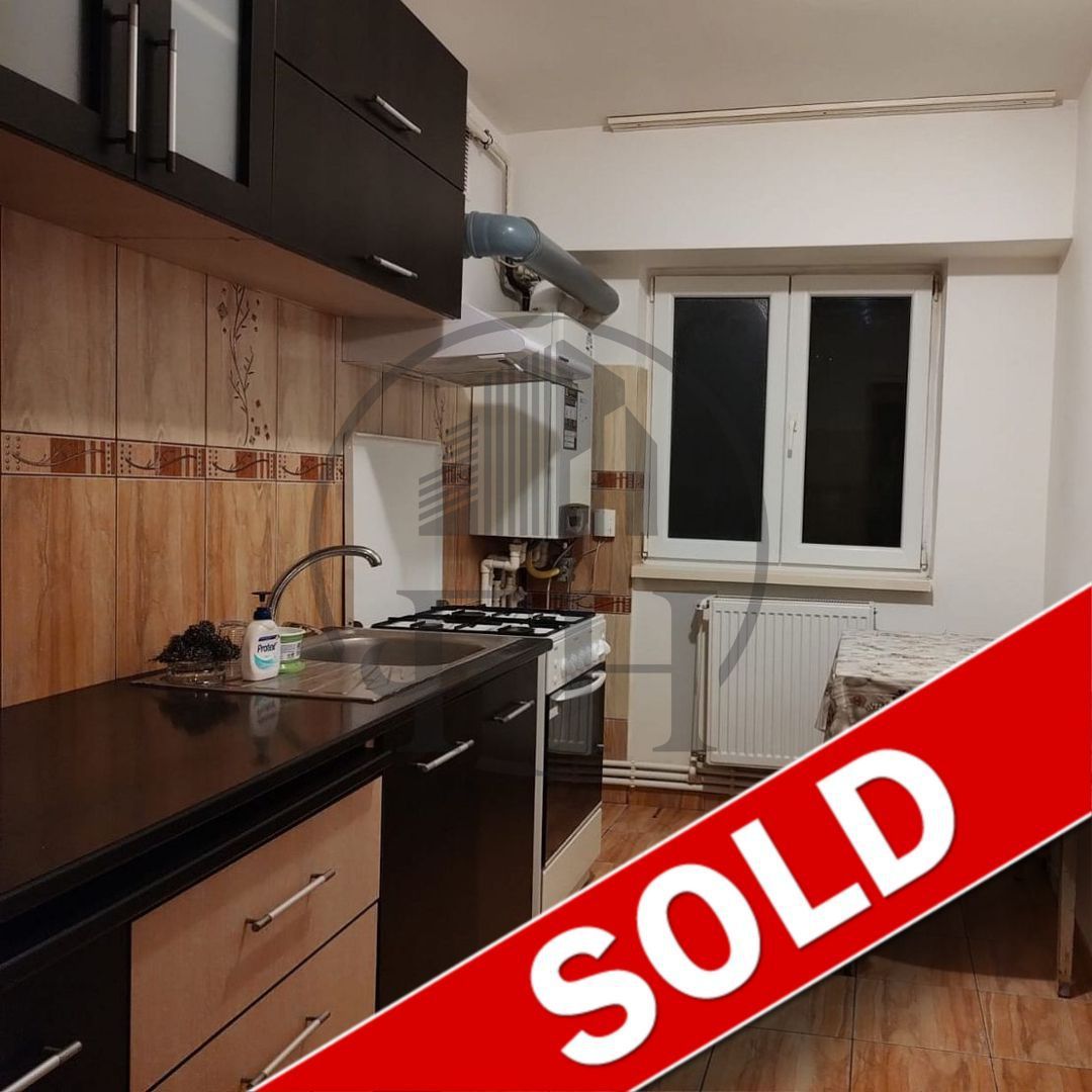 RENTED / INCHIRIAT Apartament cu 3 camere de închiriat în zona Far - Poză 1