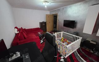 Apartament 2 camere Dambovita  etaj 1 cu centrala - Poză 2
