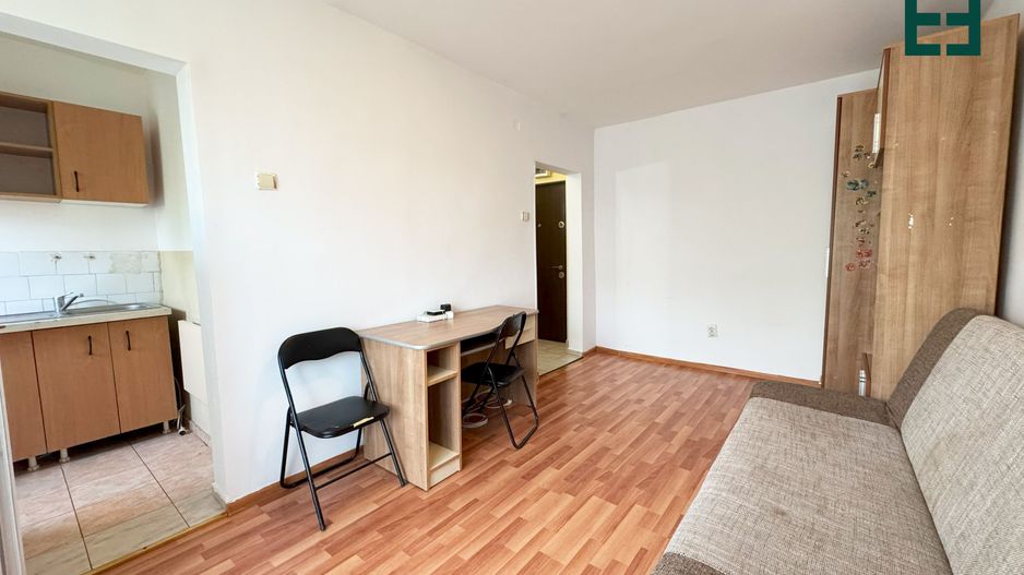 Garsonieră - Etaj 3 -  Zona Micălaca - Miorița - Arad - Poză 2