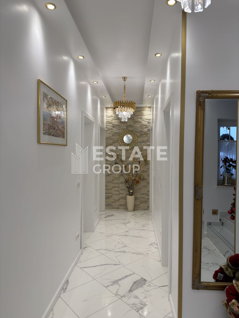 Casa individuala cu 5 camere in Dumbravita - Poză 12