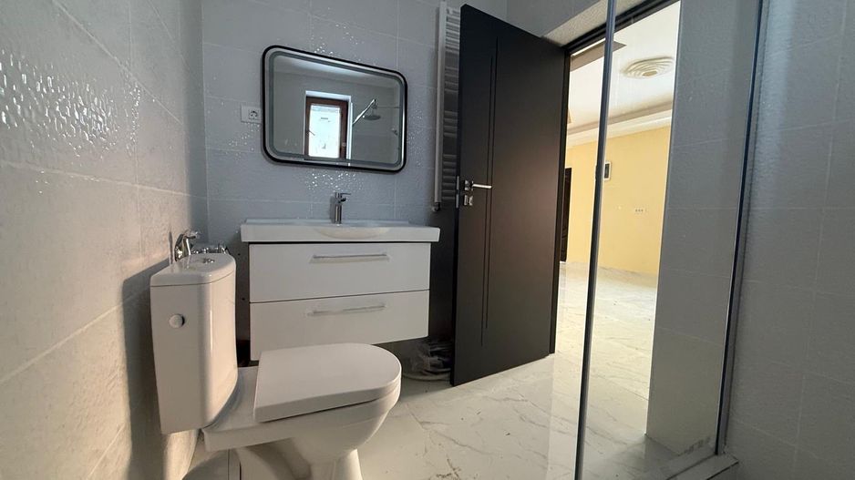 Casă spațioasă de închiriat în Clinceni, 120 mp + curte 535 mp - Poză 14
