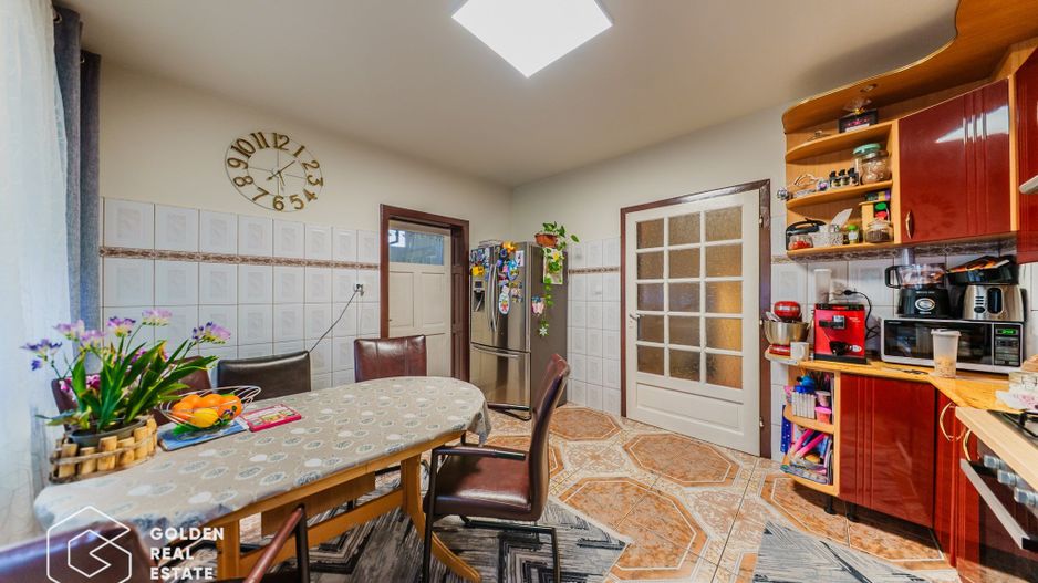 Casa S+P+M, 8 camere, cartier Gai, comision 0% - Poză 10