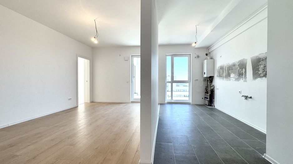 3 camere 75 mp SU + Balcon 8mp - Verdere curte interioară - Poză 1