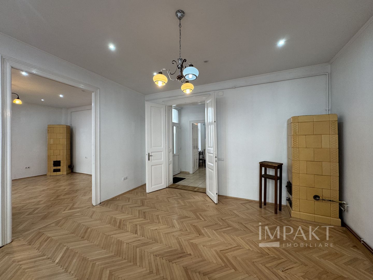 Apartament 75mp central de vânzare cu 2 camere sau spațiu birouri - Poză 5