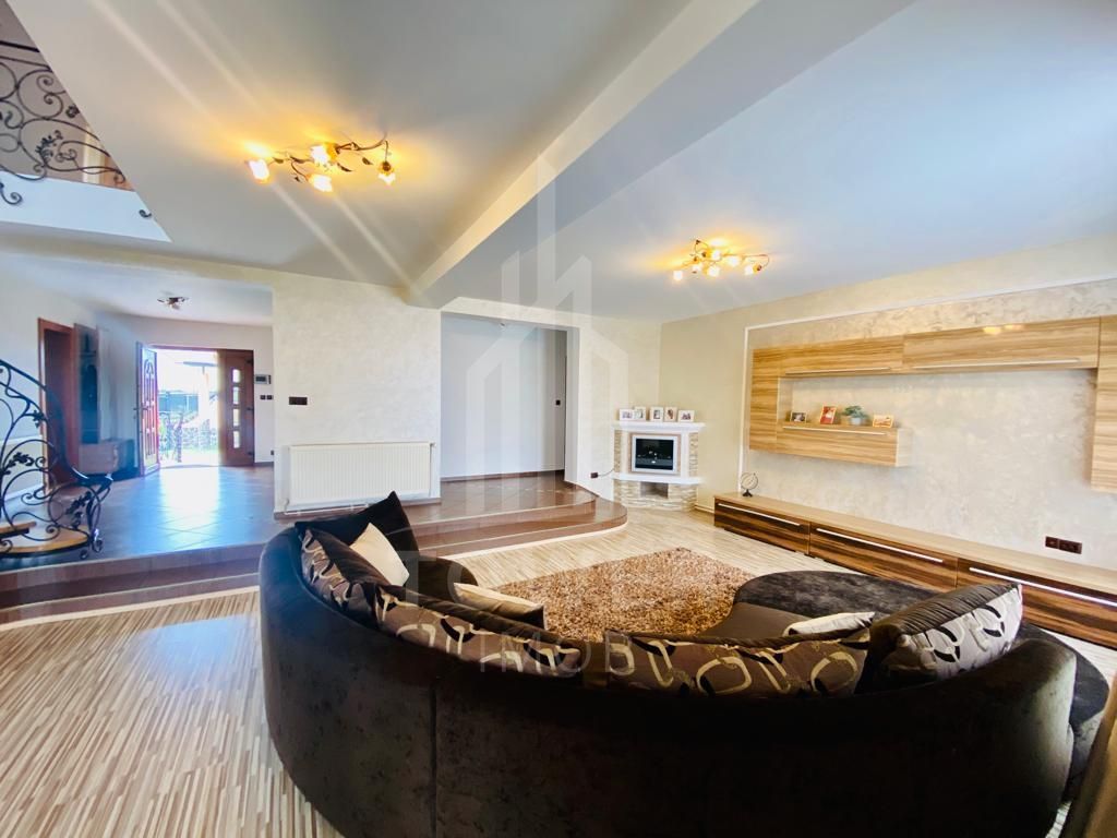 Casă 8 camere de vânzare | zona Terezian - Poză 6