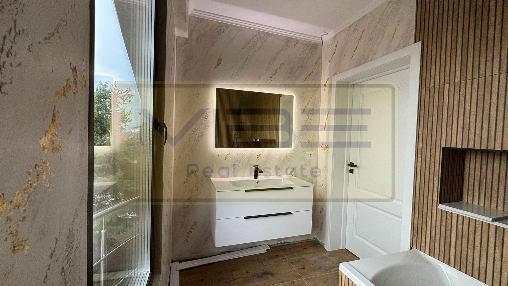 Duplex 4 camere 2 bai Galata Spitalul Arcadia - Poză 46