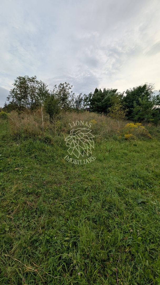 Teren intravilan 1000 mp cu utilitati-ideal casa-Zona Zavoaie - Poză 1