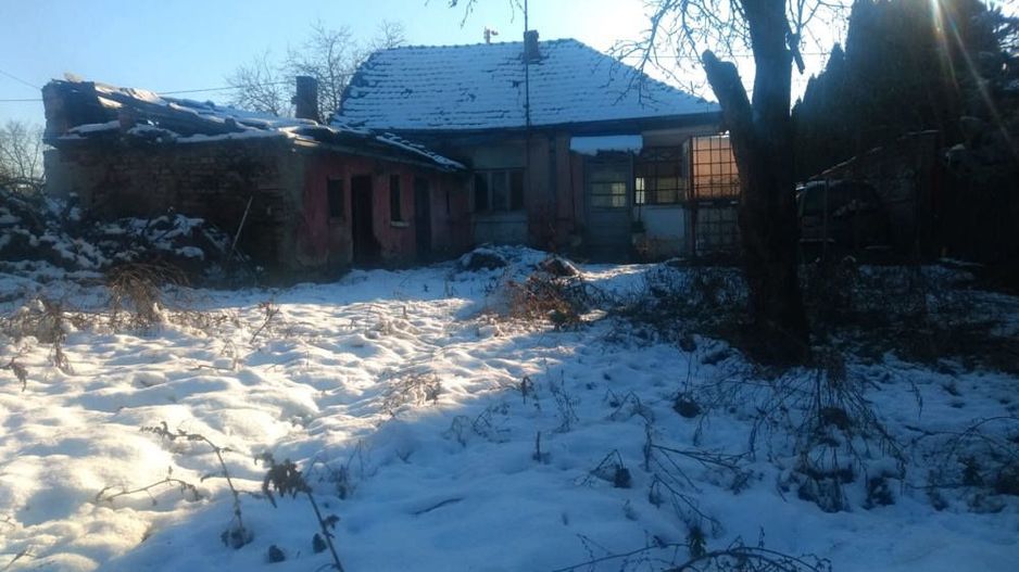 Vand casa demolabila renovabila in Satu Mare, central - Poză 6
