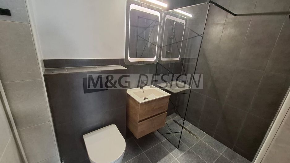 Medicina, etaj 3, CENTRALA, renovat recent - Poză 15