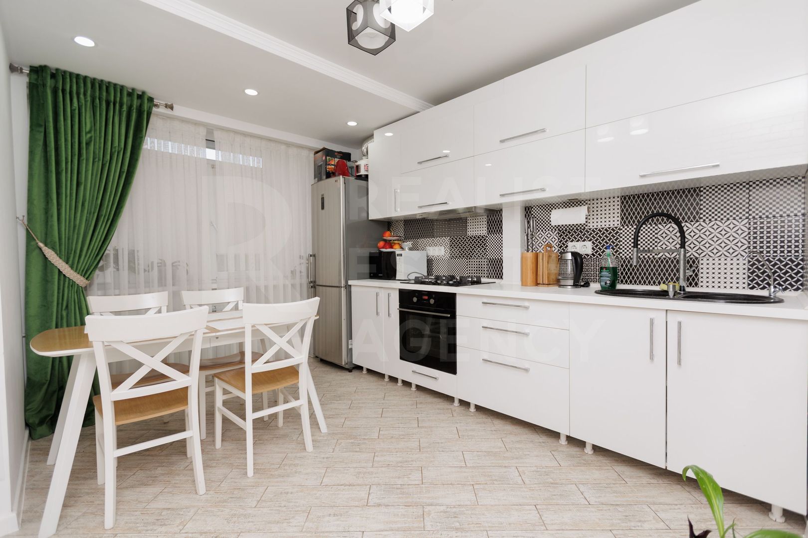 Vânzare, apartament, 3 camere, bul. Cuză-Vodă, Botanica - Poză 1