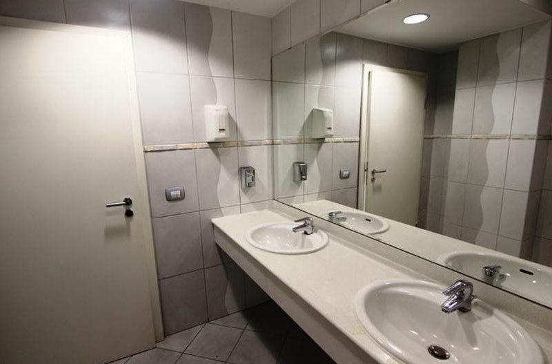 Showroom -150mp-zona de Nord - Poză 16