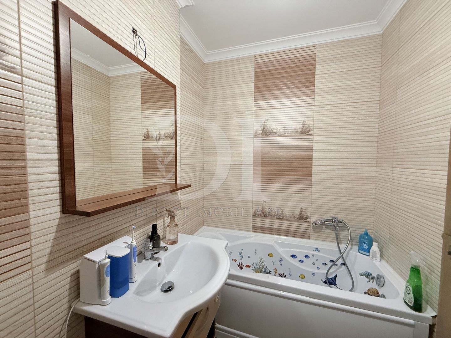 Apartament la cheie / etaj intermediar / Zona Eroilor - Poză 13