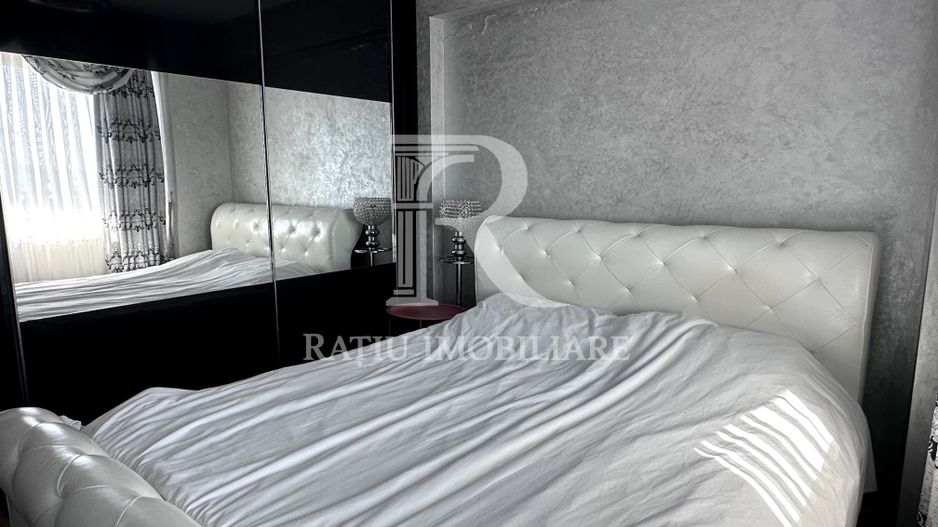 Apartament cu 3 camere | Nufărul Plaza | Vedere panoramică | Oradea - Poză 9