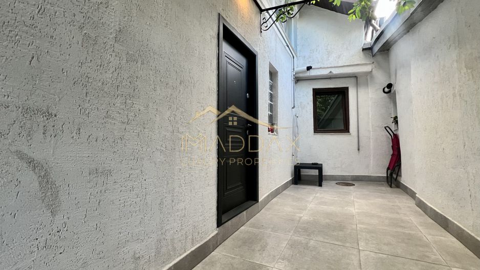 Casa **8 camere** // Domenii - Poză 19