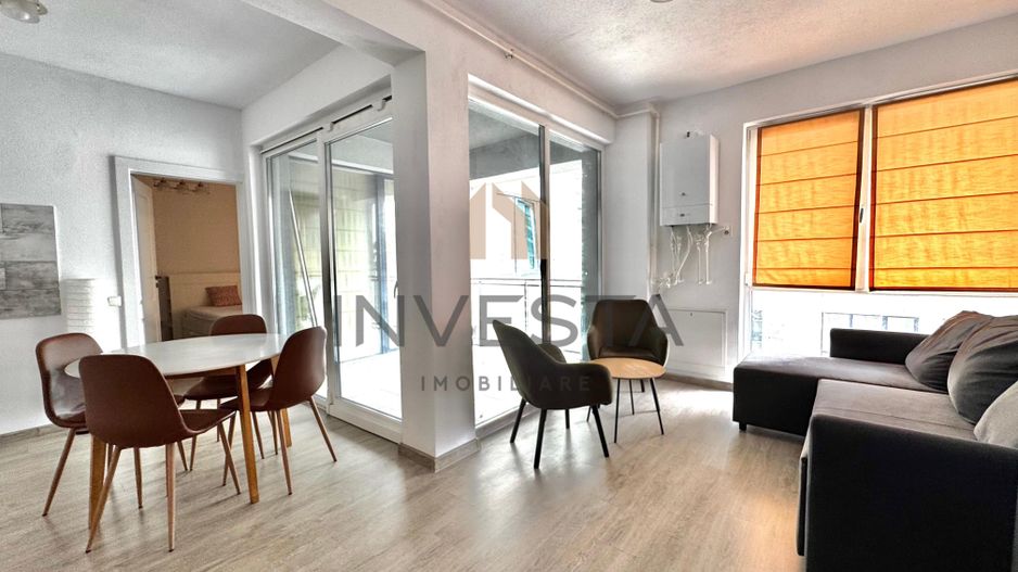 Apartament cu 3 camere de inchiriat si loc de parcare - Semicentral - Poză 1