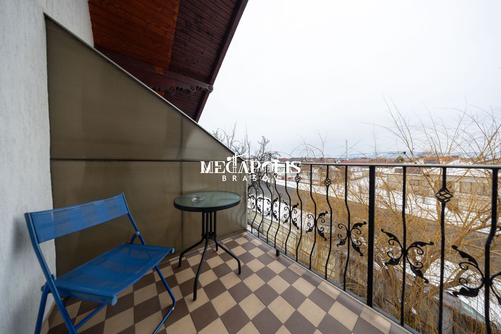 Pensiune de vânzare în Râșnov | 14 camere | 427 mp - Poză 41