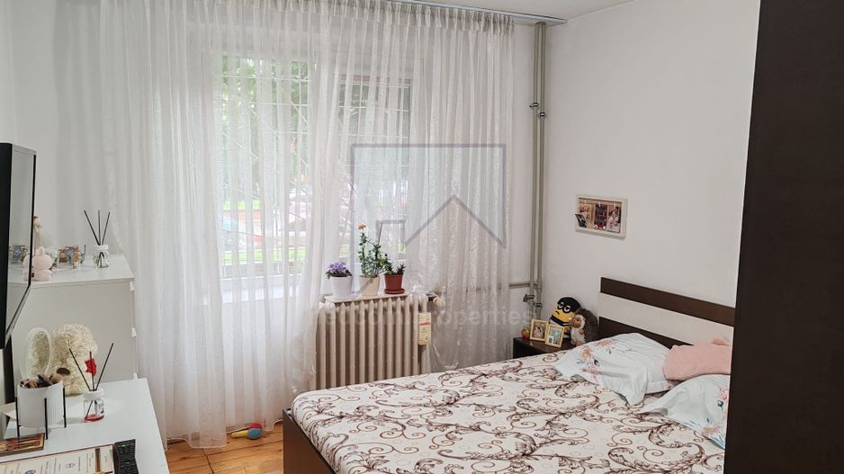 Vanzare apartament 4 camere - Rahova - str. Soldat Croitoru - Poză 28