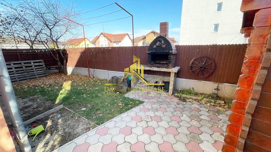 Duplex, 4 camere, modern, garaj, curte, balcon, zona Someseni - Poză 1