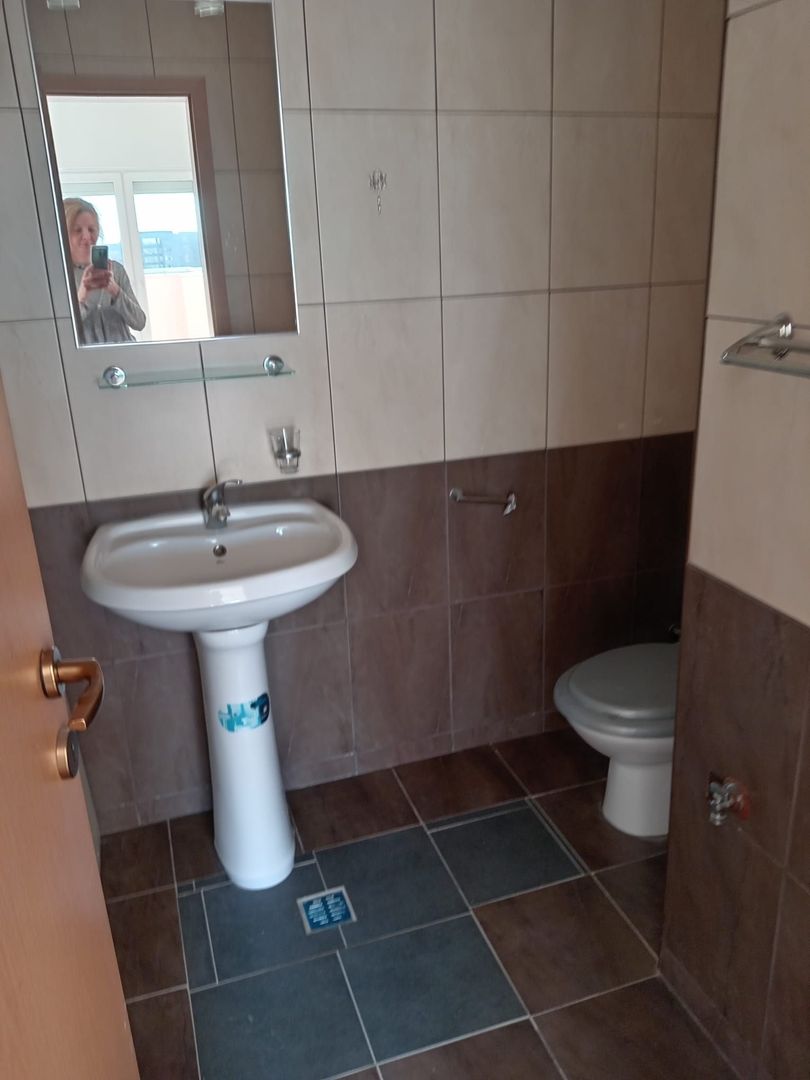 Vanzare apartament 2 camere, 80mp, 2 bai, in Edenia Titan - Poză 6