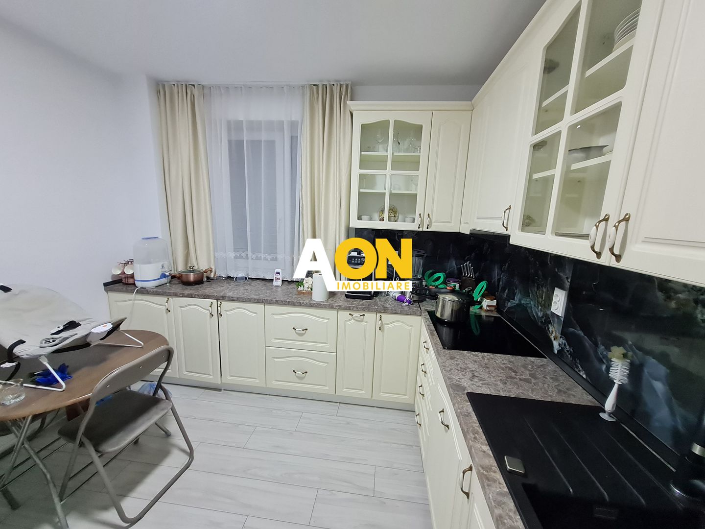 Apartament 3 Camere, 90 mp, Decomandat Cu Scara Interioara, Zona Arex - Poză 6